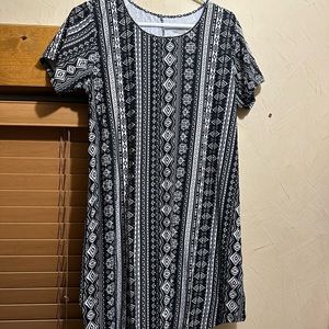 Black/white midi summer dress